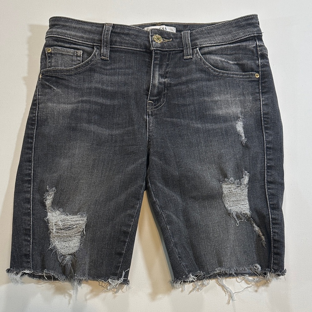 Guess Distressed Black Denim Bermuda Shorts Women’s Size 2